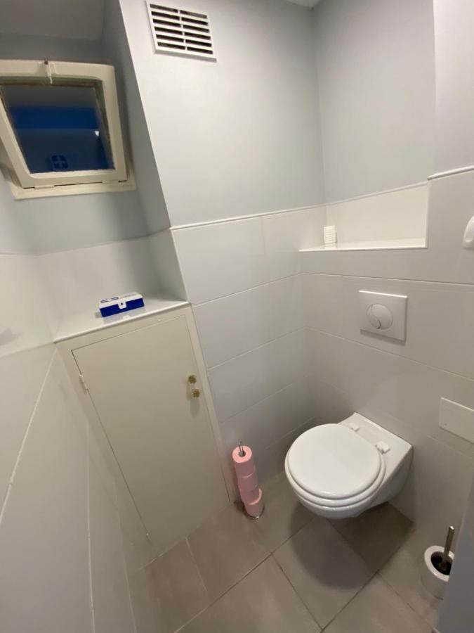 Toul Appartement Entier Avec Parking Prive Au Calme Cosy A Etage Avec Balcon Экстерьер фото